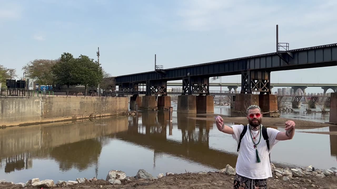 Ep. 780 "Federal Reserves" by Patrick Henry The Batman