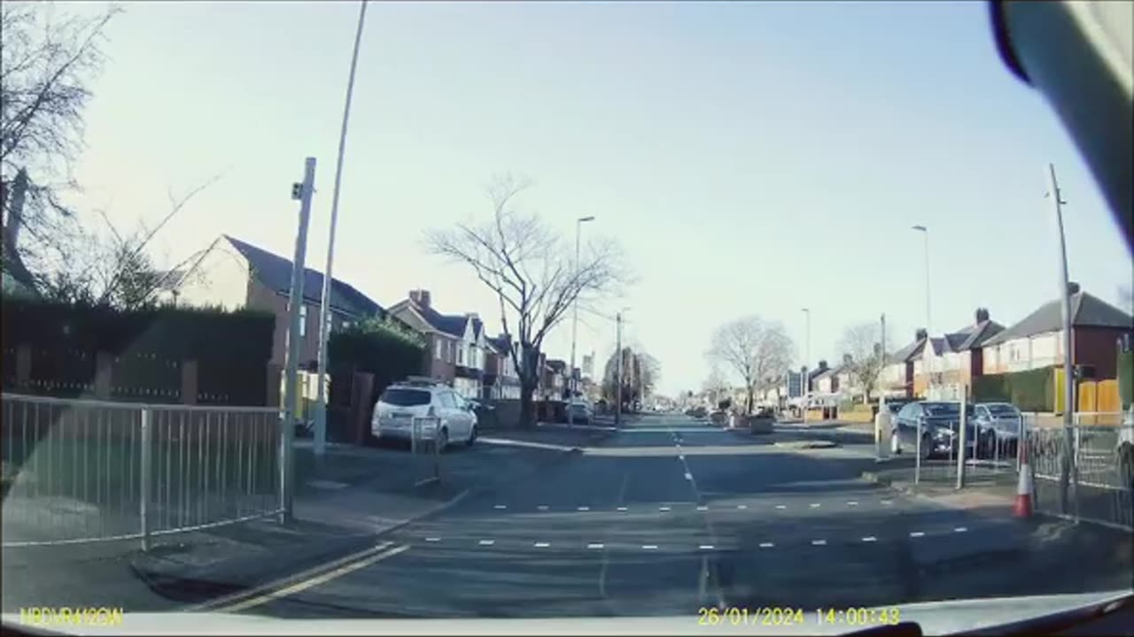 https://youtube.com/shorts/K_WKszQHqhI?si=bMIeCL_CtmDhcyVl