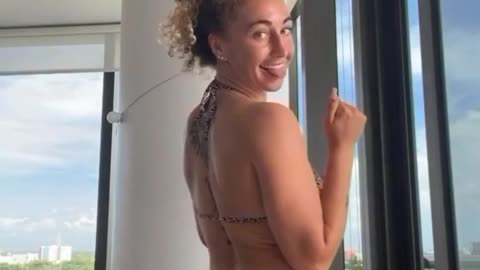 Sexy White Girls Twerking with Huge Butts