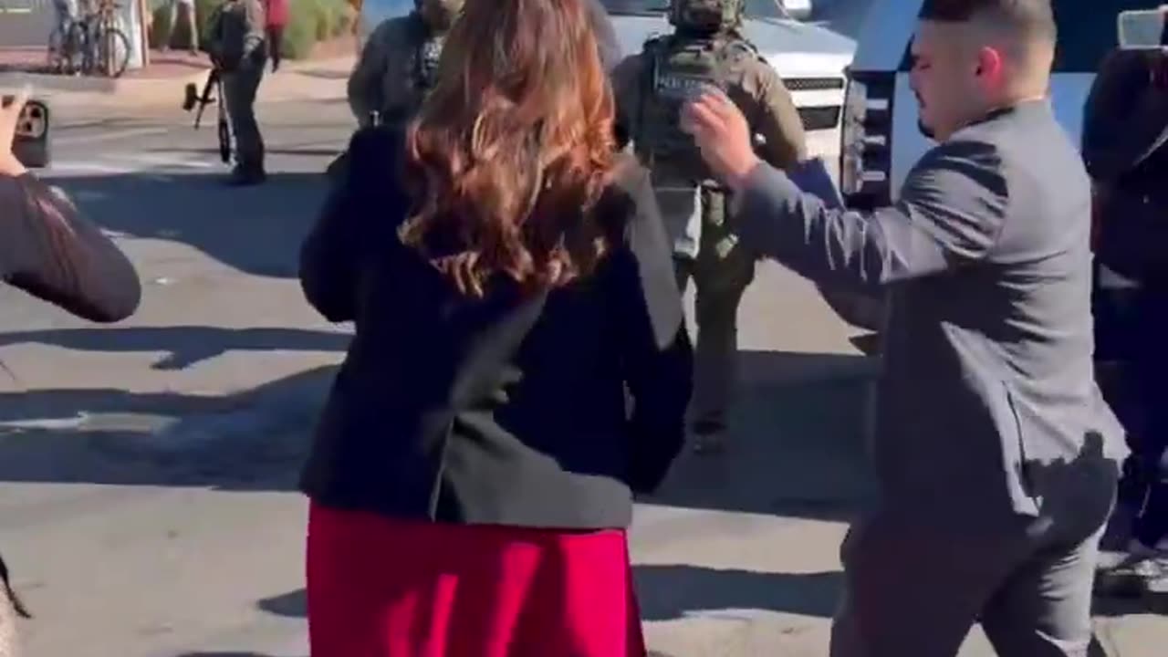 Proof Democrat Rep Grijalva Was Not Pepper Sprayed as She Obstructed ICE