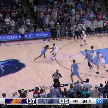 NBA - JA MORANT'S JUMPER TIES IT AT 137 🚨 WE'RE HEADED TO OVERTIME IN MEMPHIS!