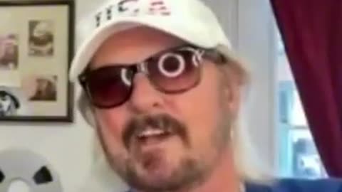 Music Break - Donnie Van Zant