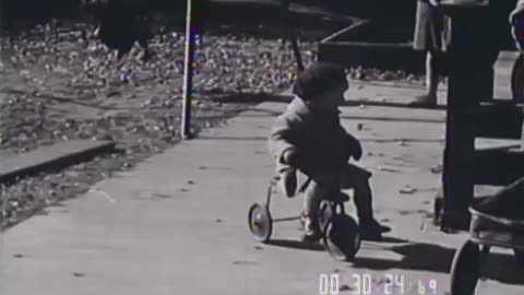 DAY AT THE MERRILL-PALMER SCHOOL,A - DAY AT THE MERRILL-PALMER SCHOOL,A - fc-fc-904