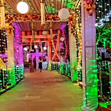 praising the deity in hindi..