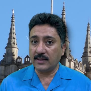 Passengers off loading from Airport