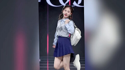 Huang YuYao - Collection of 黄玉瑶 Huang YuYao's Clips- 黄玉瑶 Huang YuYao in Modern to Traditional outfit. V3