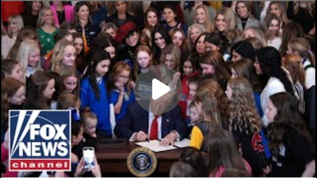 'INCREDIBLE': Impromptu moment from Trump event goes viral