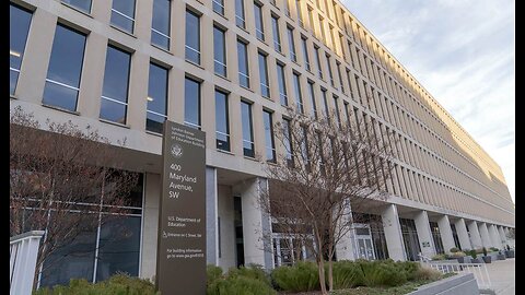 Surprise Trump Admin Reportedly Tweaks Employees Out-Of-Office Replies 