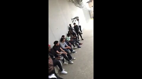 🇫🇷A modern-day French prison. The exercise yard