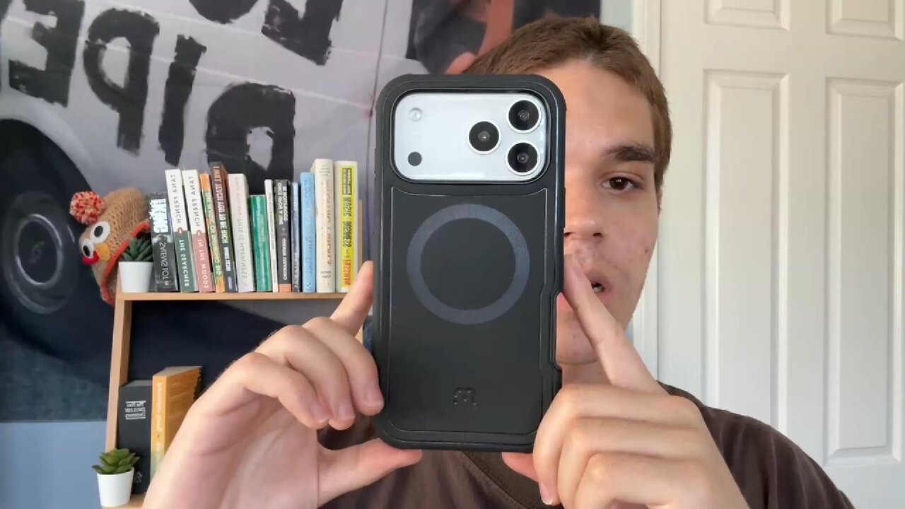 IPhone 17 Pro Max Case with Belt Clip Holster.