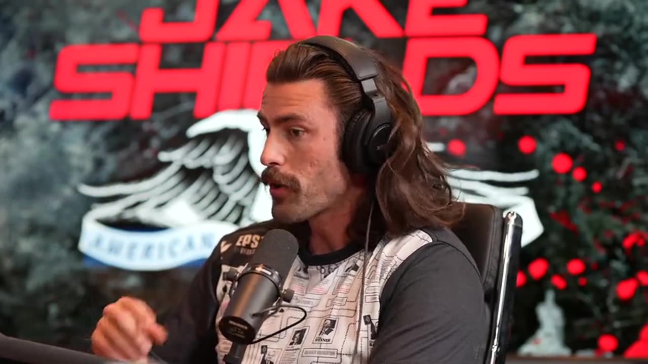 Israel, CIA Influence, and Global Politics w/ Ian Carroll, Jake Shields & Sneako