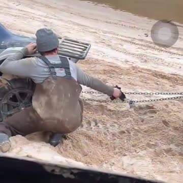 Man attempts to use a pistol to shoot lock open. Real life is not movies.