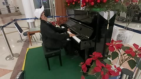 Piano at the airport