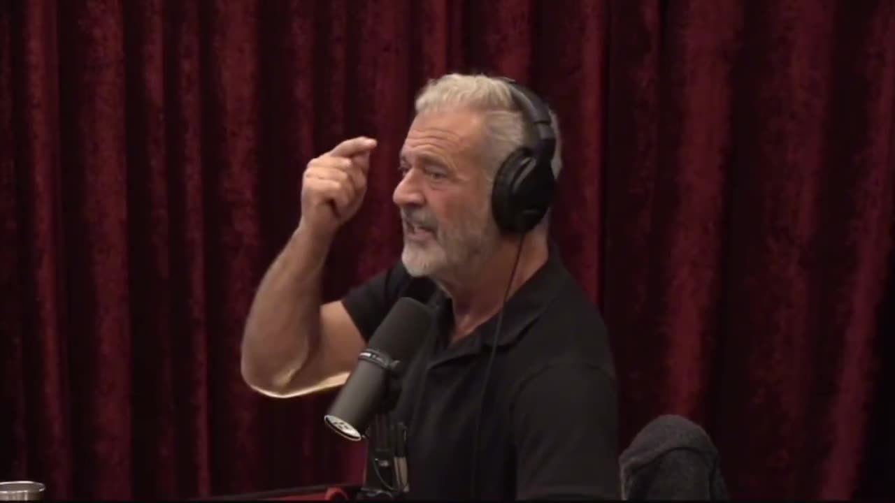 Mel Gibson Details New Info About Shroud of Turin With Joe Rogan