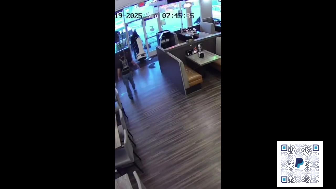 Thief Tries to Steal 18K Serving Robot From Store