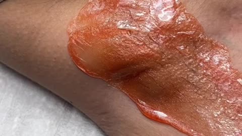 Underarm Waxing with Sexy Smooth Tangerine Tease Hard Wax | @MujinaBeauty