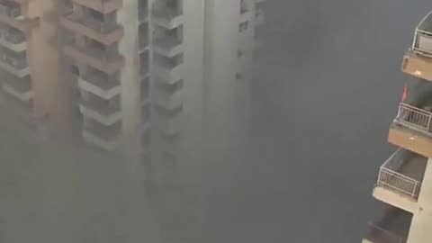 INDIAN SMOG: The Air Quality Index is 30 Times Higher Than Normal Due To Public Defecation