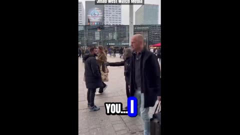 Netherlands: Christian preacher gets chased and attacked by Muslims for sharing the Gospel.