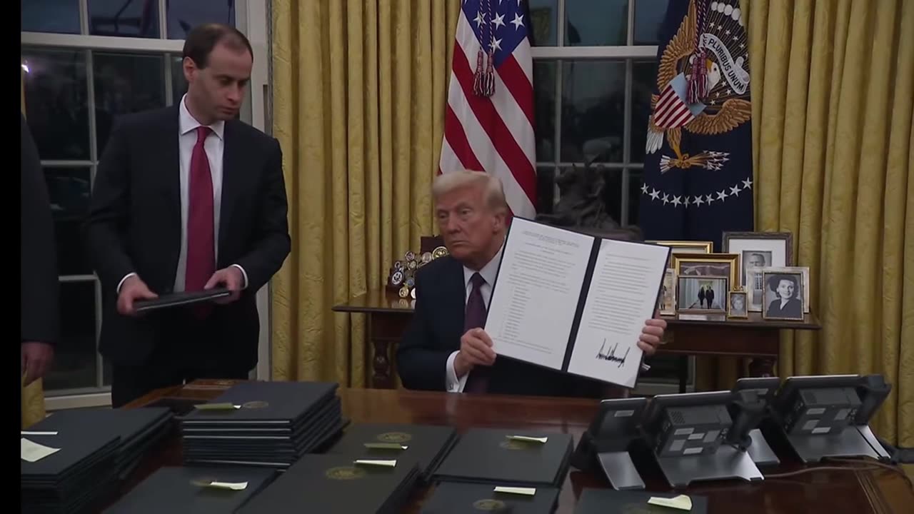 Trump Signs Executive Order to End Citizen by Birth