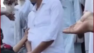 Banda Shocker: Woman Assaulted in Broad Daylight, Bystanders Record