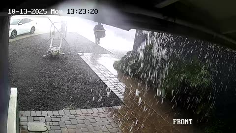 I Forgot to Weigh Down My 12ft Skeleton