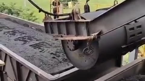 🧠✨ This Chinese Coal Company's Trick to Prevent Cargo Theft Is Genius! | FeedMyCuriosity