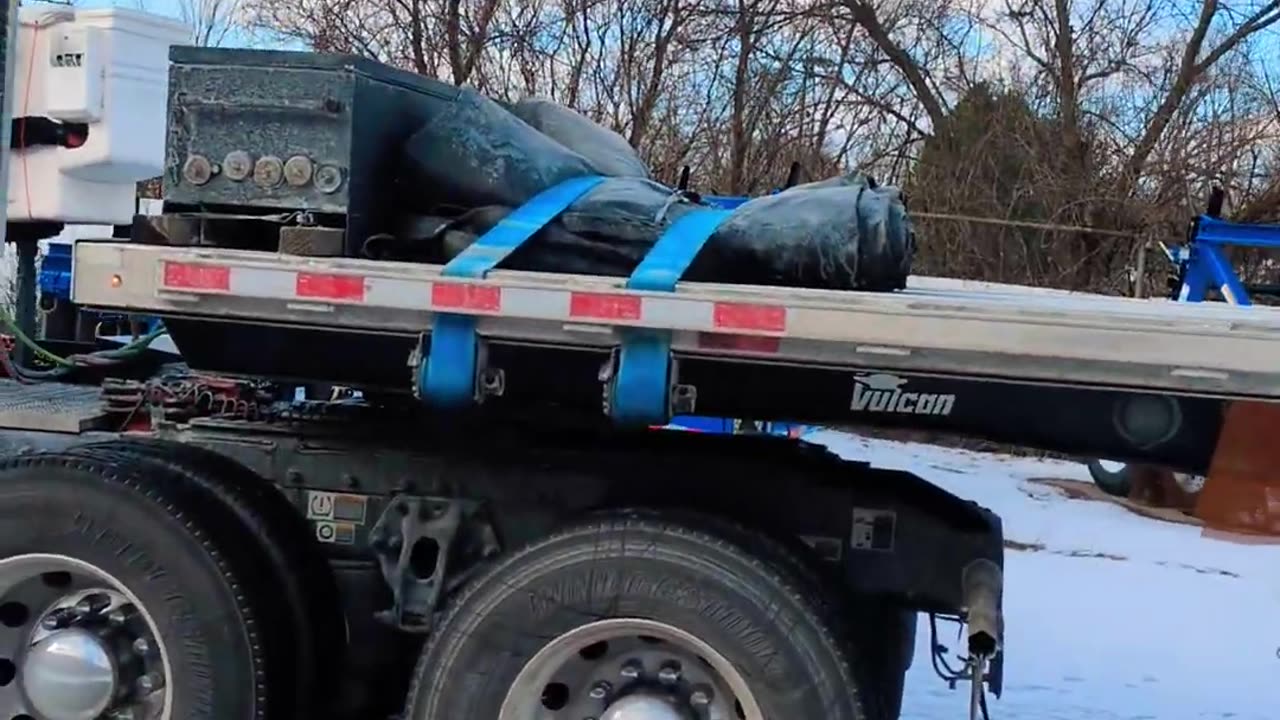 Over or under secured More tips and tricks #ourtruckinglife #reallifetruckers #truckingfamily