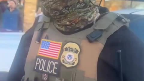 ICE just detained a SOMALI woman in Minnesota as leftist agitators harassed