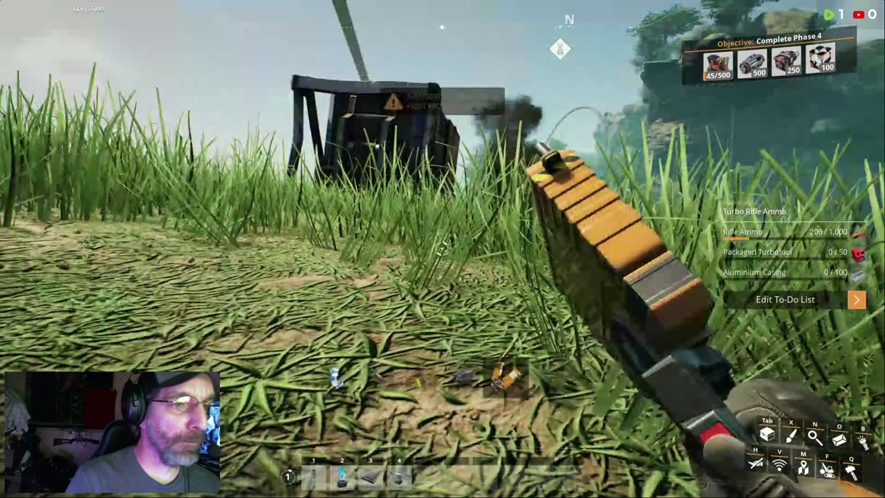 Letting Satisfactory run in the background just hanging out