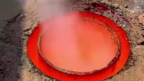 EXTRACTING GOLD FROM OLD CELL PHONES