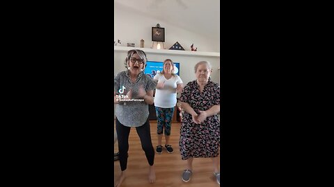 Paula - something about the Holy Ghost!! Scoot challenge 💃🏼💃🏼💃🏼