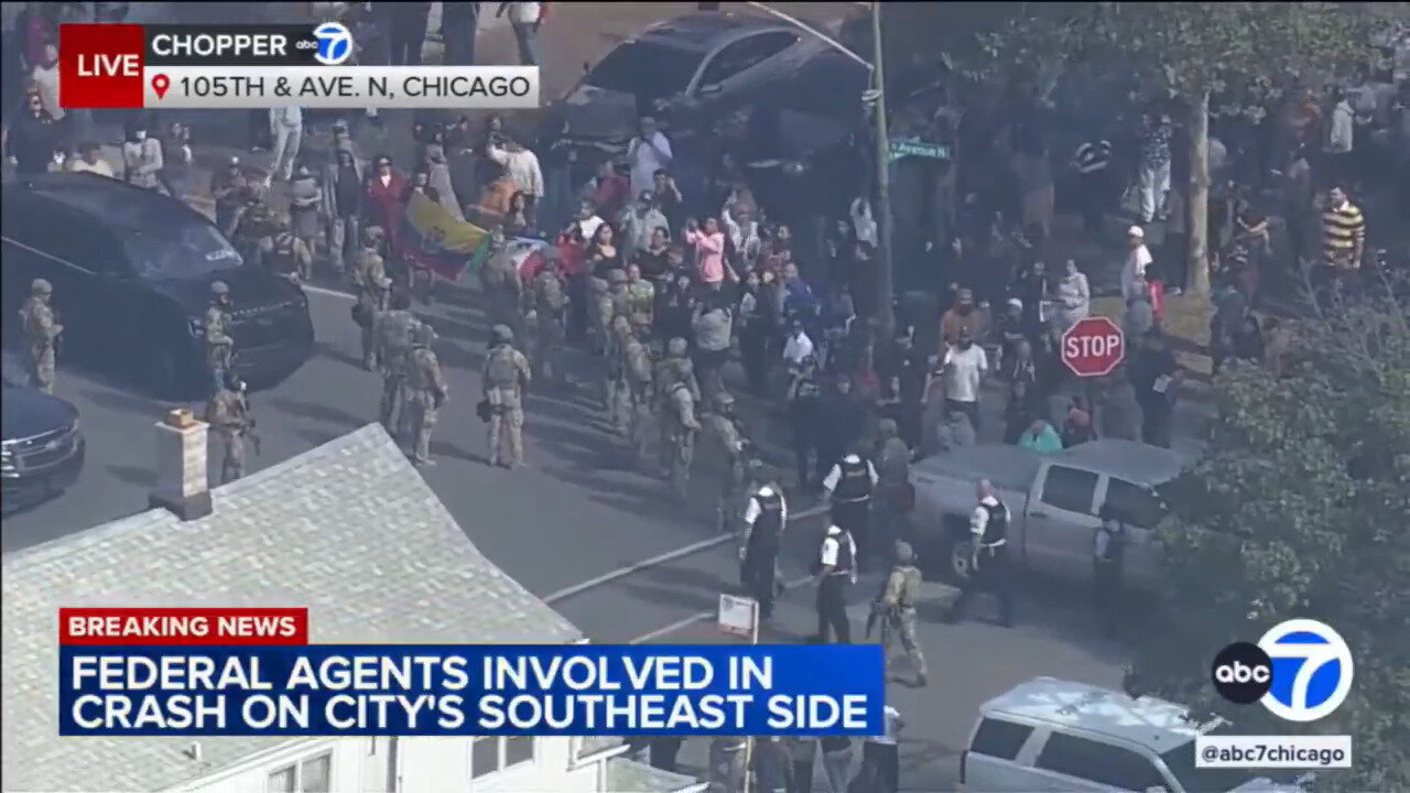 DHS Car Crash In Chicago Leads To Chaos As Protesters Surround The Area