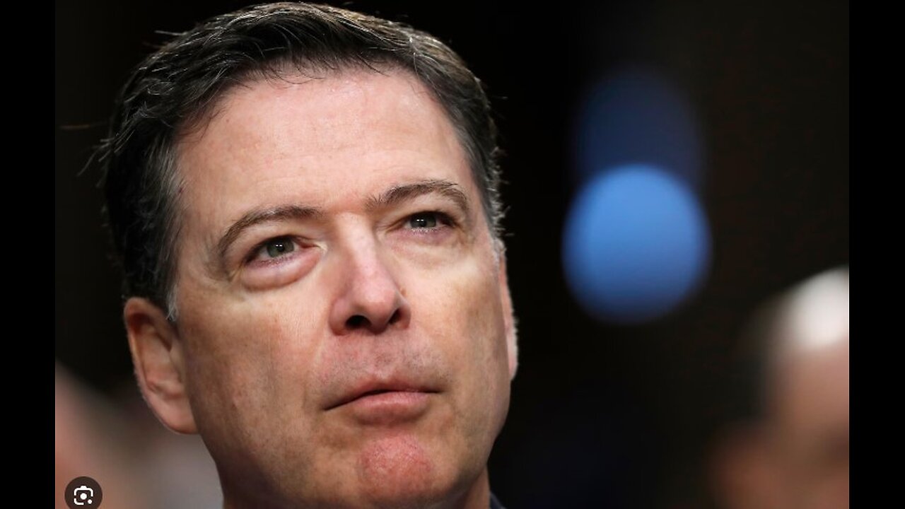 Comey's Lawyers Seek Grand Jury Transcript, Challenge Trump-Backed Case