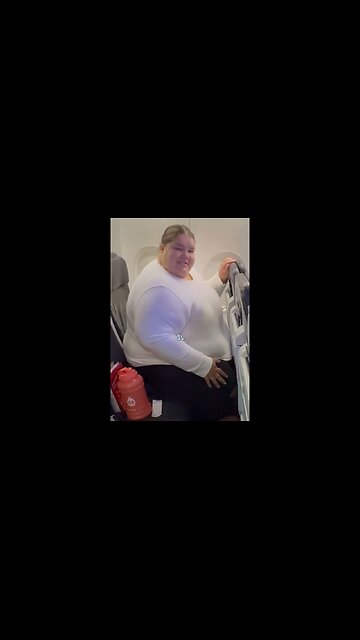 Airlines Are Considering Charging Fat-Asses By The Pound