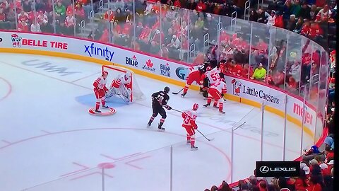 Red Wings #88 Patrick Kane 3 pt 1st period highlights.