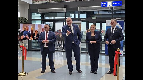 Living Paintings: Exhibition "For the Next Day of the Whole Earth" Opens at Minsk National Airport