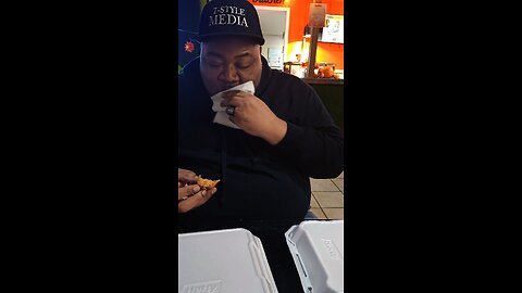 T-Style & Teneal checking out Hood Rolls in Jonesboro, Arkansas.