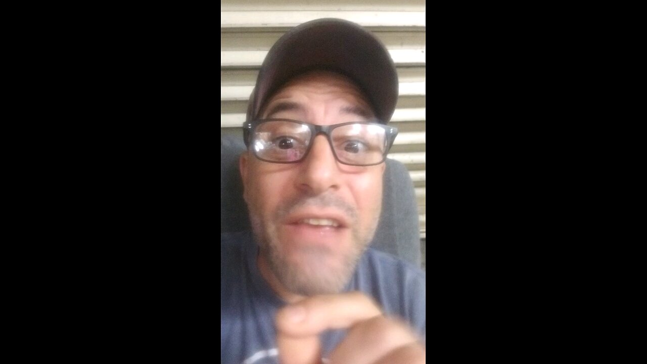 3 years, multiple tumors, kidney cancer, multiple heart attacks, and not 1 medical licence number