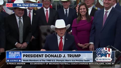 1980 MEN’S OLYMPIC HOCKEY TEAM PRESENTS A GIFT TO PRESIDENT TRUMP