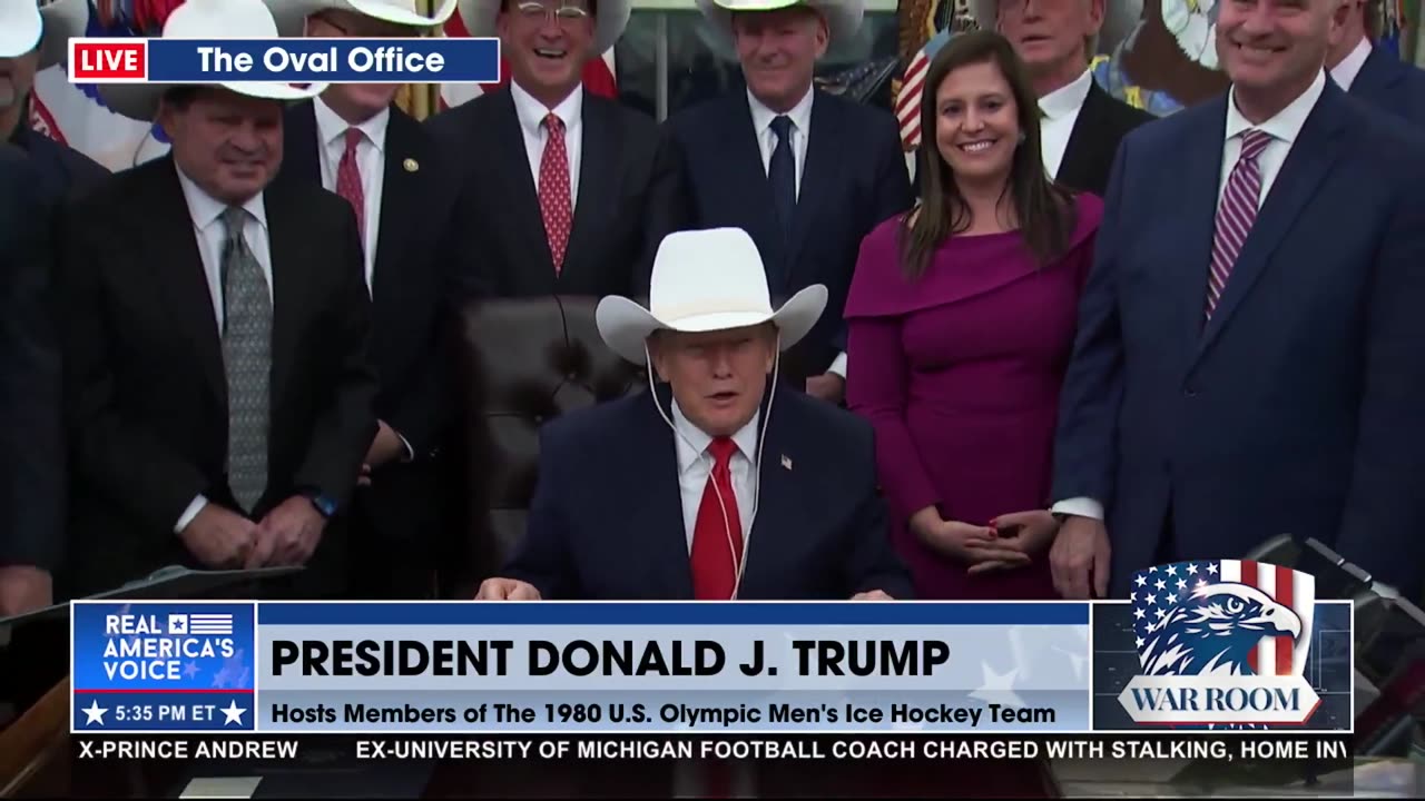 1980 MEN’S OLYMPIC HOCKEY TEAM PRESENTS A GIFT TO PRESIDENT TRUMP
