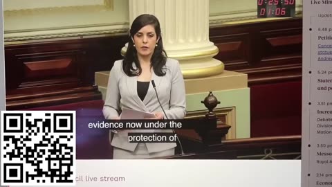 Daniel Andrews call to replace smashed windscreen moments after Bike Boy crash.