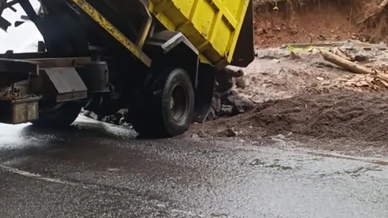 The truck almost rolled over while unloading