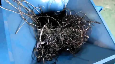 WATCH: Single-Shaft Shredder CRUSHES Iron Filings!