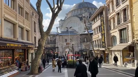 Most Beautiful Street in Istanbul 🇹🇷| Urban ASMR