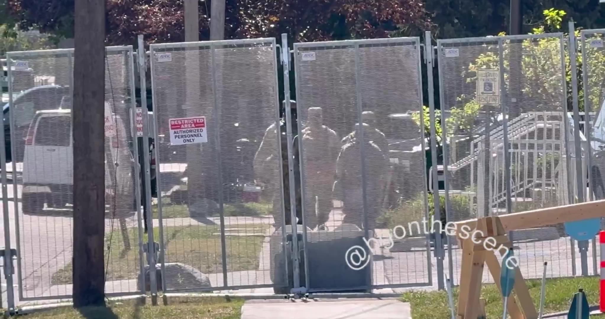National Guardsmen are now ON THE GROUND outside the Broadview ICE facility near Chicago