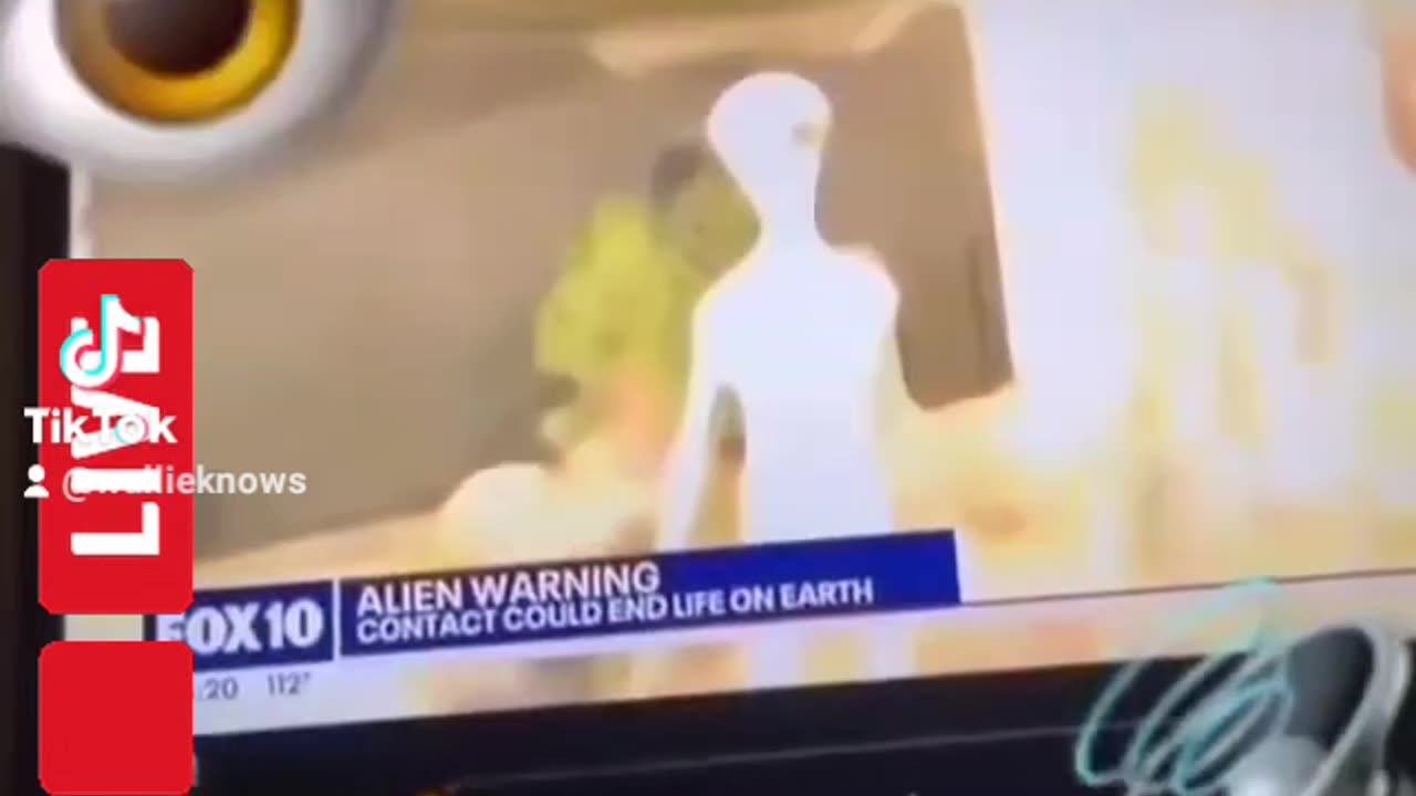 Alien on tv