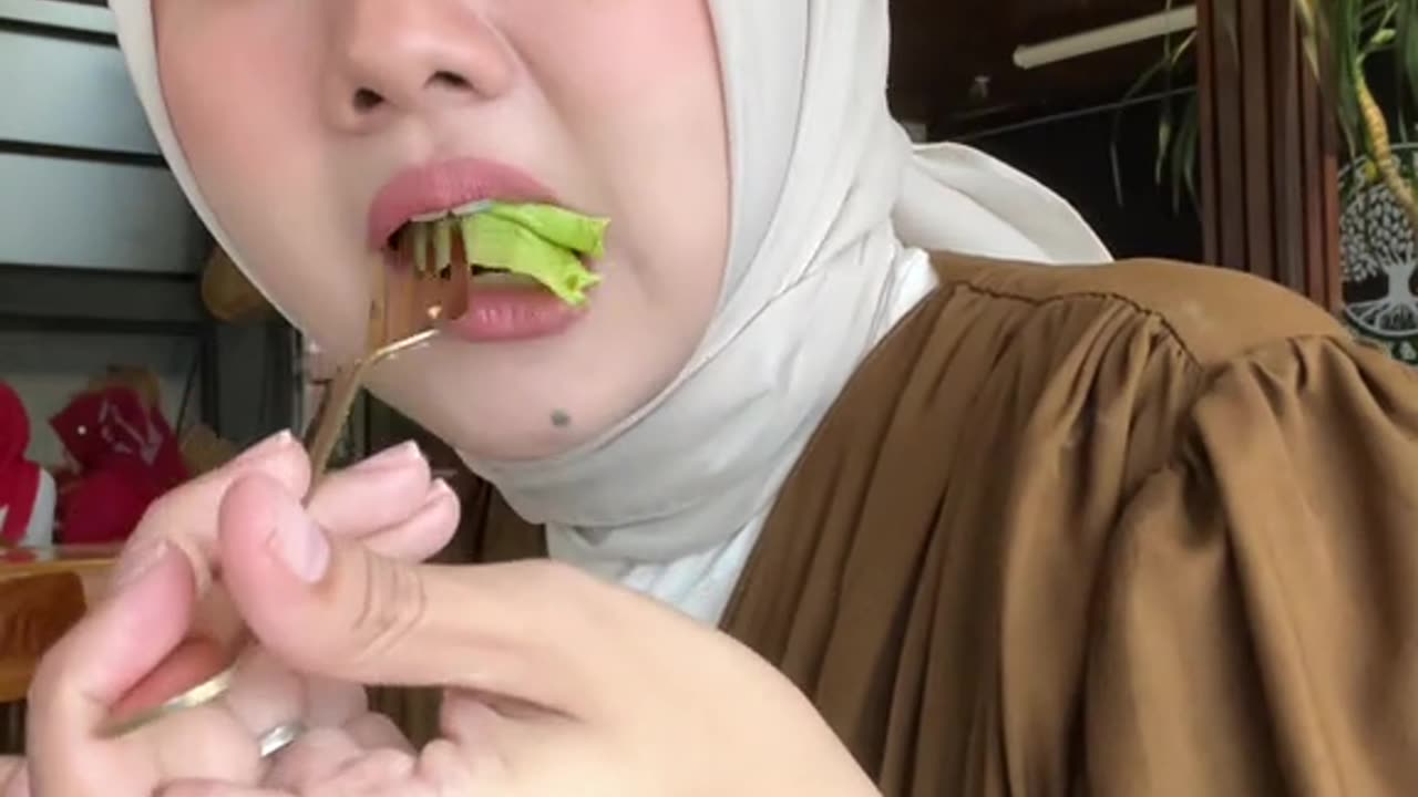 Street Foods That Are Surprisingly Filling"