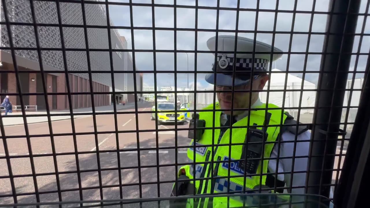 THE BATTLE BUS IS BEING SEIZED