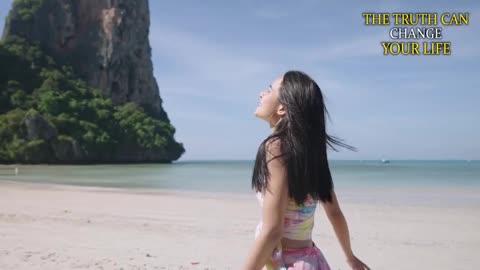 The Pleiadians Are Coming- Beginning of the Golden Age, The Pleiadians to people over 40.