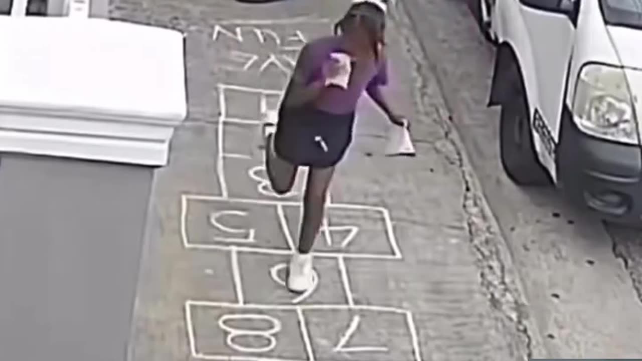 WOW!!! She did this to put a smile on their faces #fyp #fypシ #fun #dance #hopscotch